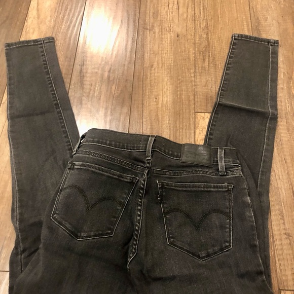 EUC Levi’s 710 Super Skinny Ankle Jean - Picture 3 of 7